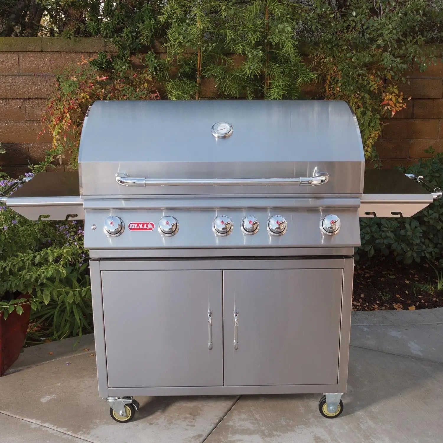 Bull Brahma 38-Inch 5-Burner Freestanding Gas Grill with Rear Infrared Burner Designing Backyards
