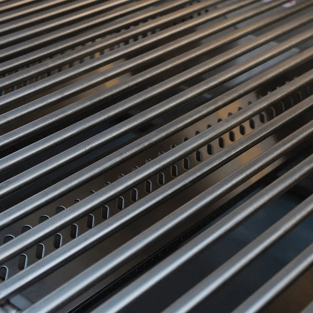 Bull Outlaw 30-Inch 4-Burner Built-In Gas Grill Designing Backyards