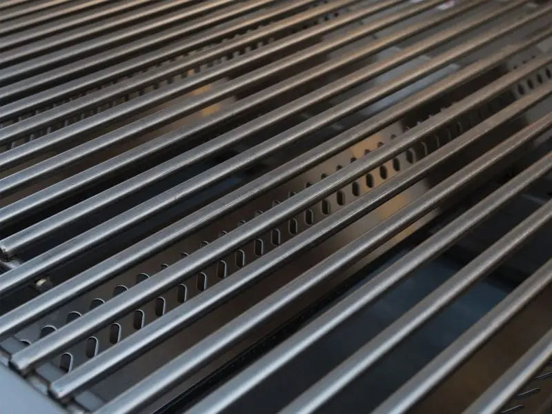 Bull Diablo 47-Inch 6-Burner Built-In Gas Grill Designing Backyards